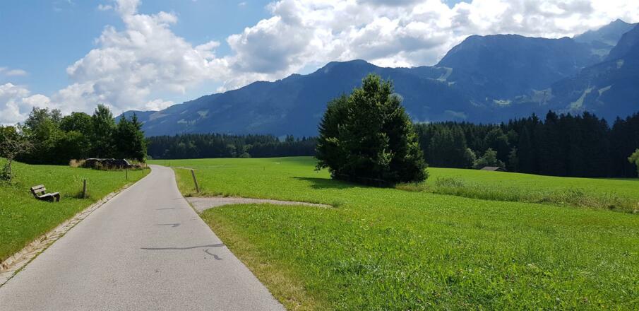 Herrlicher Weg Richtung Maderhalm