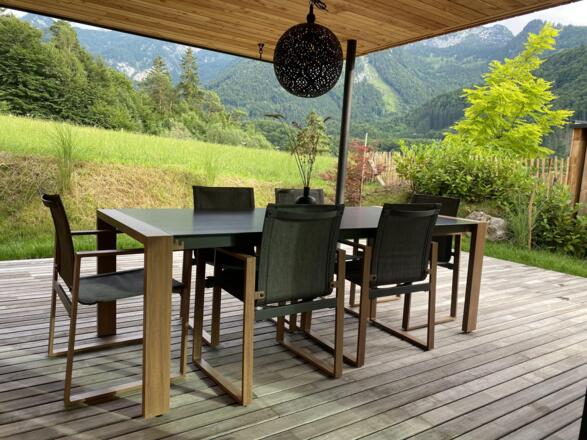 Terrassentisch