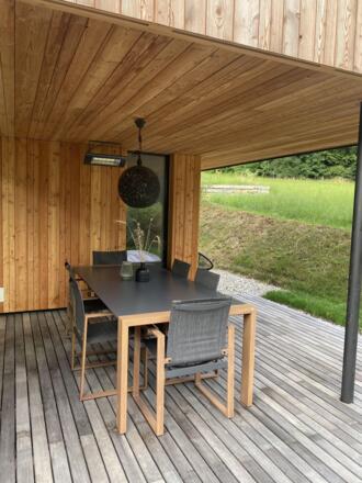 Überdachte Terrasse
