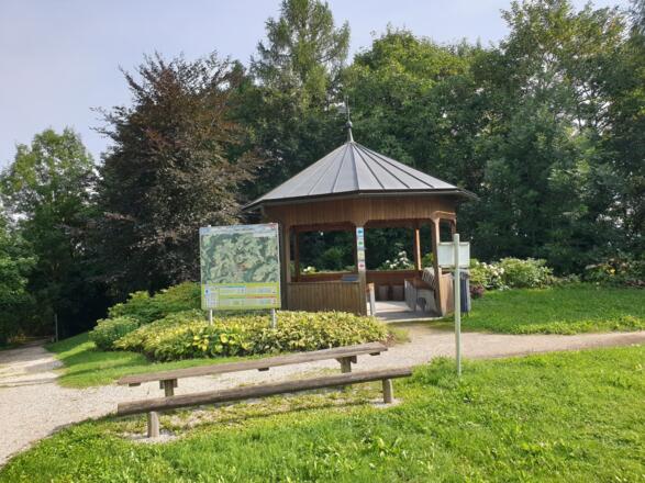 Ausangspunkt Thomastal Runde Curpark Bad Kreuzen