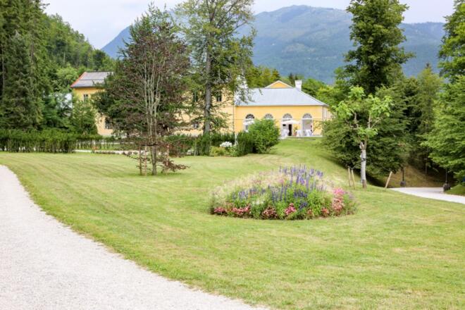 Blick auf die Stallungen vom Kaiserpark