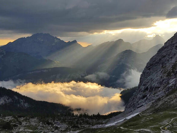 Morgenstimmung über den Berchtesgadener Alpen