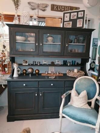 Little Vintage Shop