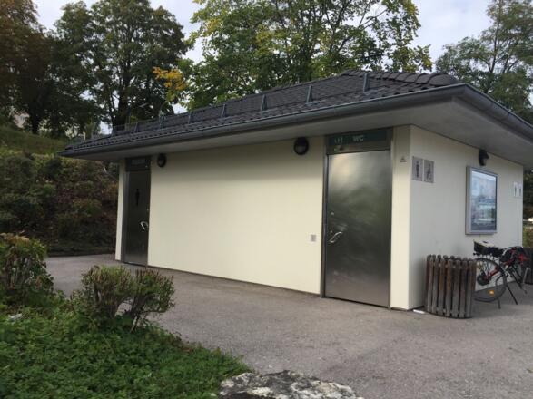 Öffentliches Rolli-WC Parkplatz Andechs
