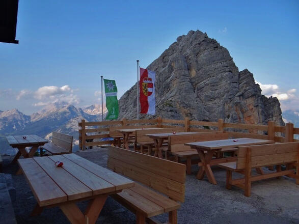 Fahnenköpfl  (2142 m)