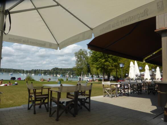 Terrasse mit Seeblick