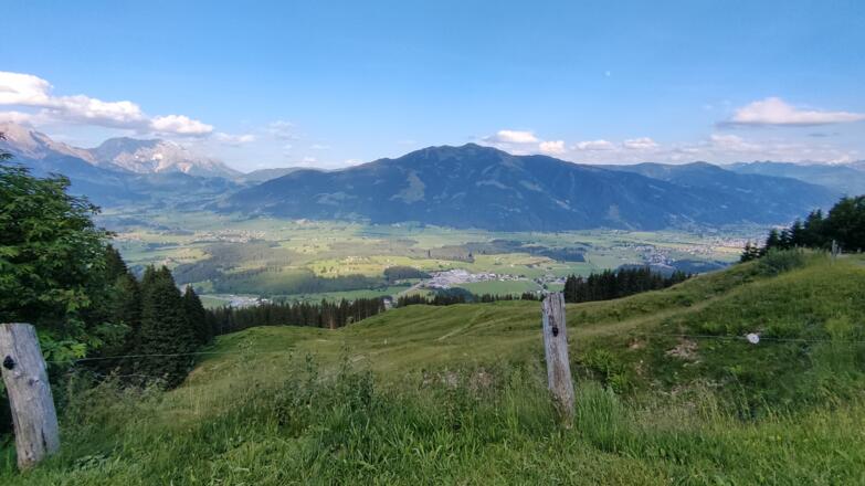 Blick auf das Saalfeldener Becken mit Hochkönig