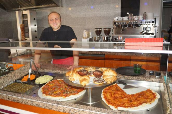 Pizzeria Vesuvio Theke