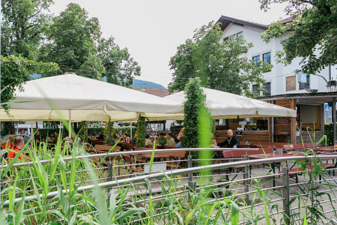 Biergarten im Braugasthof Falkenstein