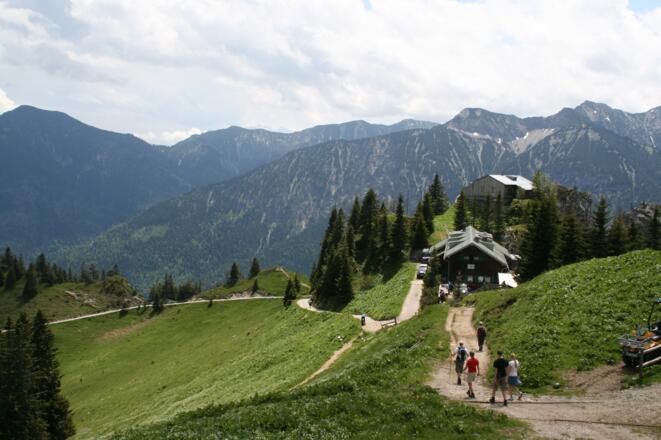 Die Tour kann mit einer Übernachtung auf dem August-Schuster-Haus auf 3 Tage ausgedehnt werden.