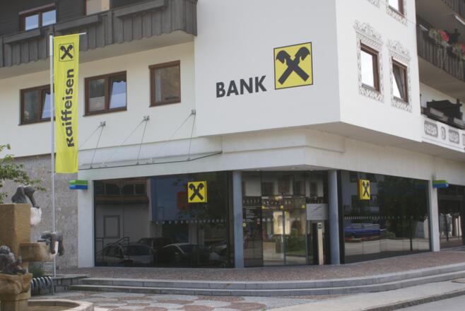 Eingang Raiffeisenbank Kramsach