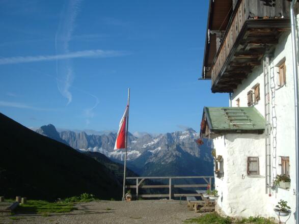 Blick zu den Laliderer Wänden