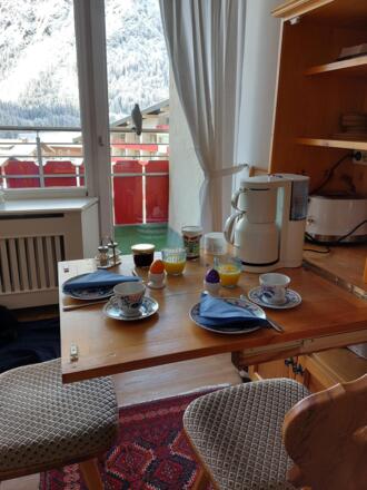 Esstisch