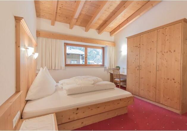 Schlafzimmer_Alpenrose