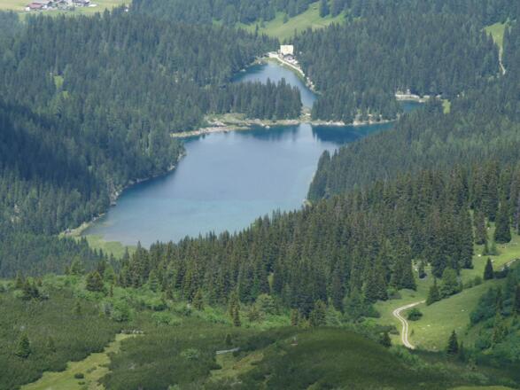 Der Obernberger See in seiner ganzen Schönheit.