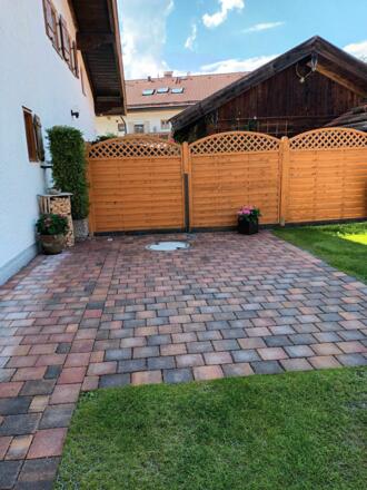 schattiger Parkplatz