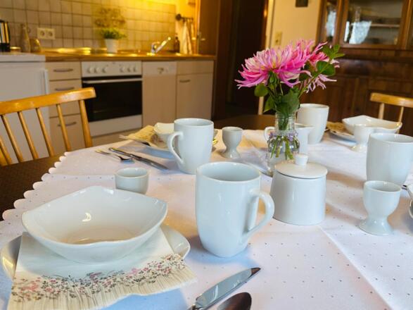 Tischlein deck dich!