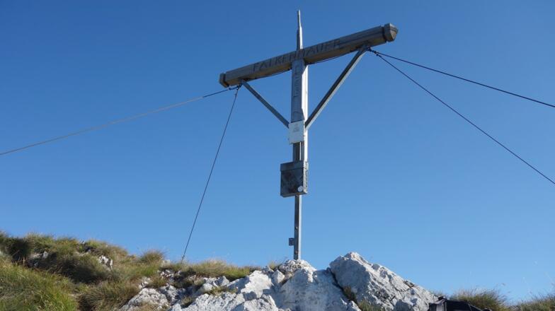 Falkenmauer 1569m Gipfelkreuz
