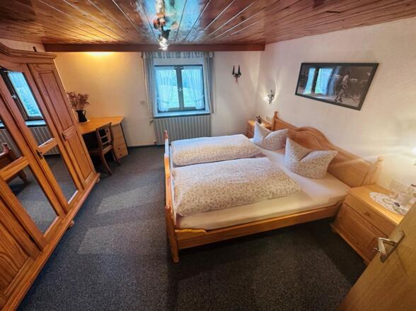 1 von 4 Schlafzimmern