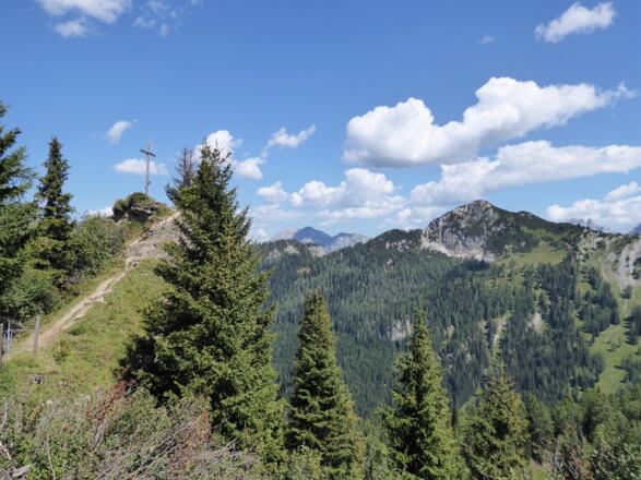 Der Remsteinkogel und gegenüber der Große Schneibenstein.