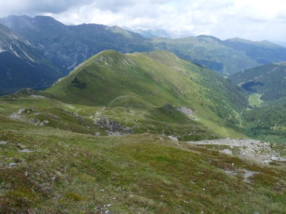 Blick vom Hohen Lorenzen nach Norden zur Allerleigrubenspitze.