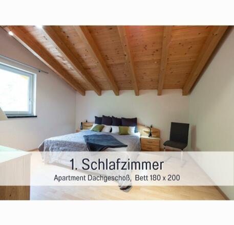 Schlafzimmer Im Dachgeschoß