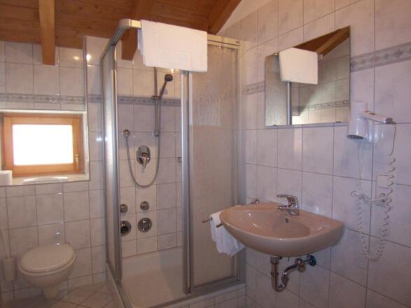 Ferienwohnung Gamswinkel, Dusche/WC 2