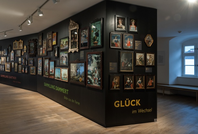 Hinterglaskunstraum im Schloßmuseum Murnau