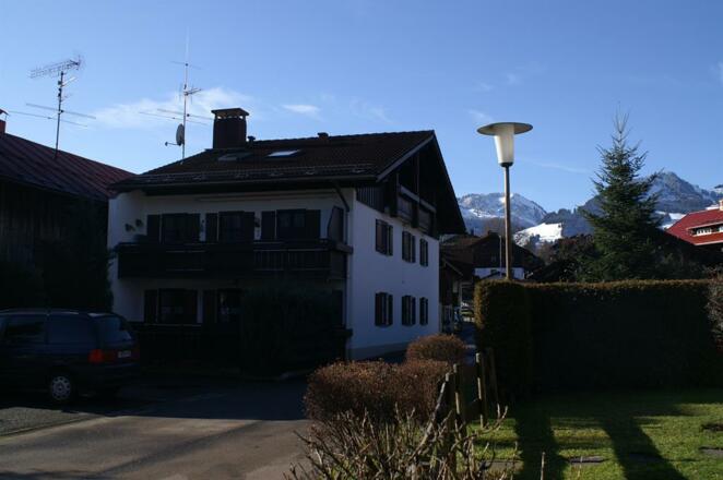 Haus + Parkplatz in Fischen