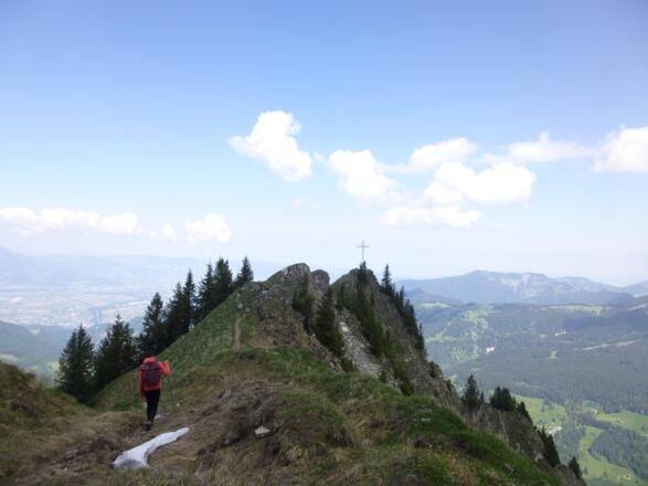 Zum zweiten Gipfel des Hochgerach (Laterns)
