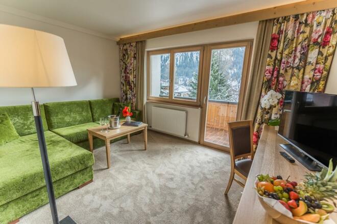 Suite Superior WZ 1