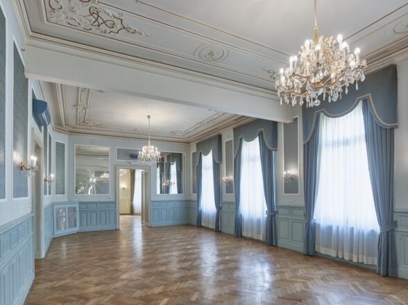 palais-kaufmaennischer-verein-linz_2021_by_kurt-hoerbst