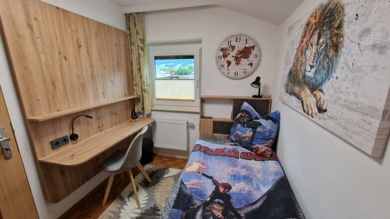 Schlafzimmer 2 (Kinderzimmer 1) "Löwenzimmer"