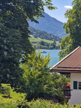 Ausblick vom Balkon (Ostseite) auf den Schliersee