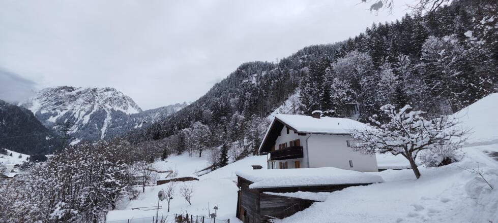 Haus im Winter