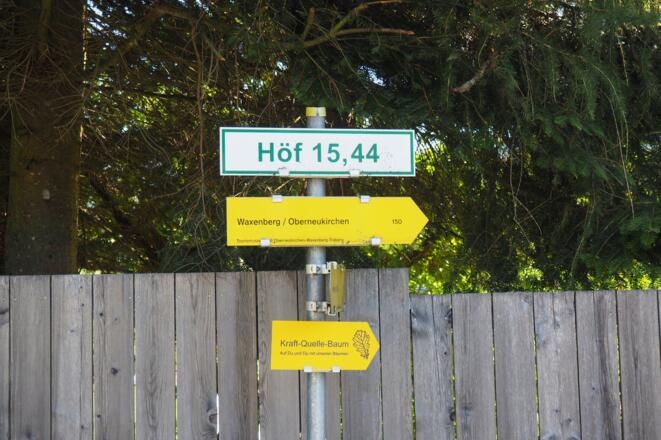 In Höf rechts (590 m) und über die Kleine Rodl