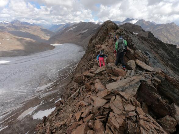 Über das Steinschlagjoch zur Schöne Aussicht Hütte