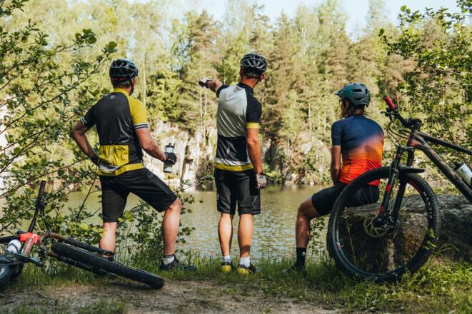 Mountainbiker an der Resilacke