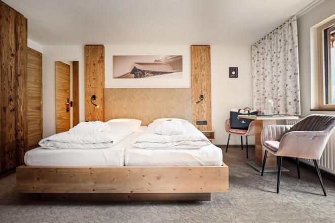 Hotel-Alpenfeuer-Montafon-Stammhaus-Doppelzimmer-A