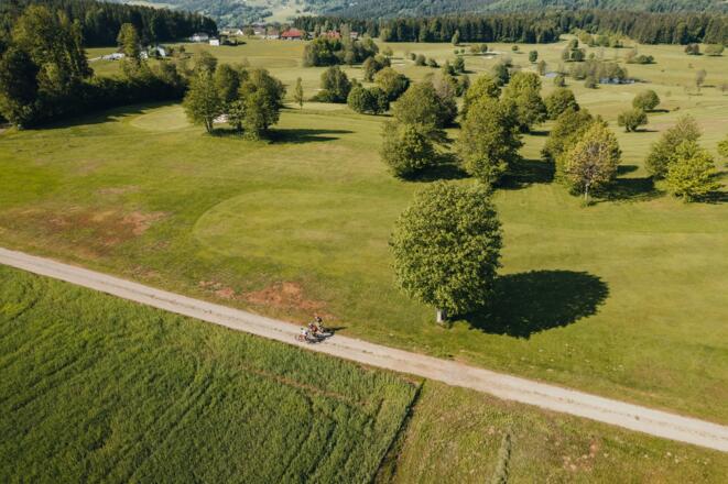 Mountainbiker beim Golfplatz Böhmerwald