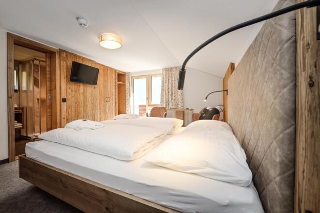 Hotel-Alpenfeuer-Montafon-Stammhaus-Doppelzimmer-A