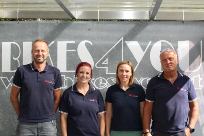 B4Y-Team