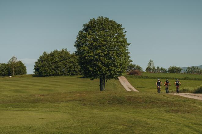 Mountainbiker beim Golfplatz Böhmerwald
