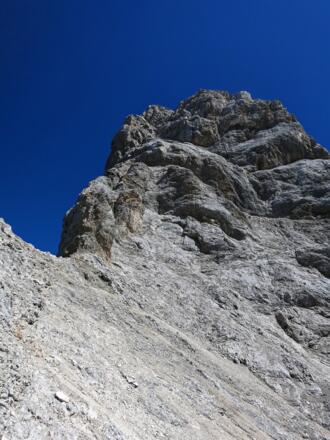 Blick zurück auf den Abstieg von der Inneren Höllentalspitze