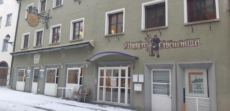 Café Dörflinger Außenansicht Winter