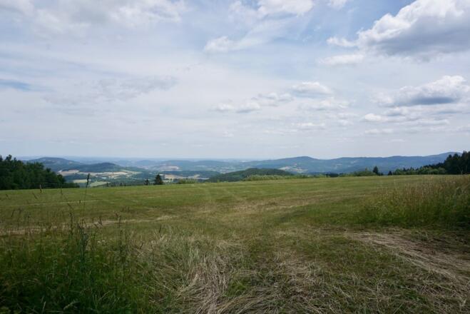 Fernsicht vorm Anstieg zur Güntherkapelle/-Felsen
