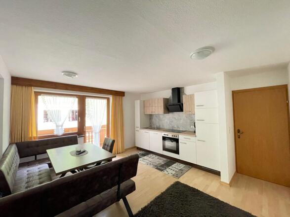 4FFD7B92-991C-4CA0-A442-3499FA794E45-scaled