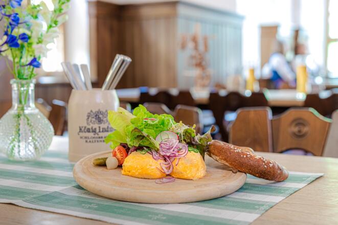 schloss-braeustueberl-hohenschwangau-food-brotzeit