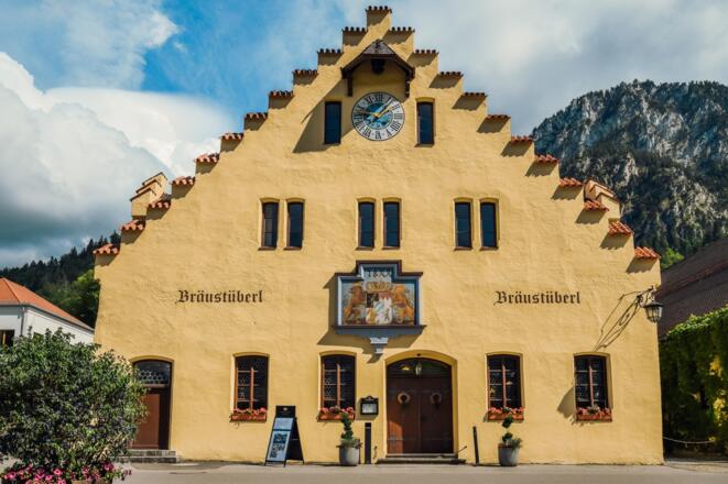 schloss-braeustueberl-hohenschwangau-aussenansicht