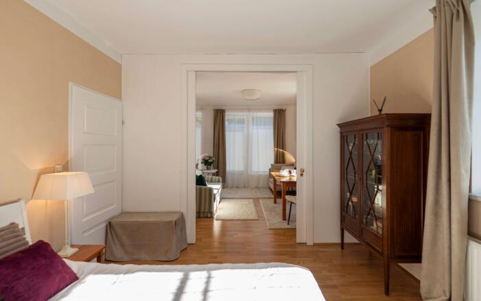 Schlafzimmer Lustige Witwe